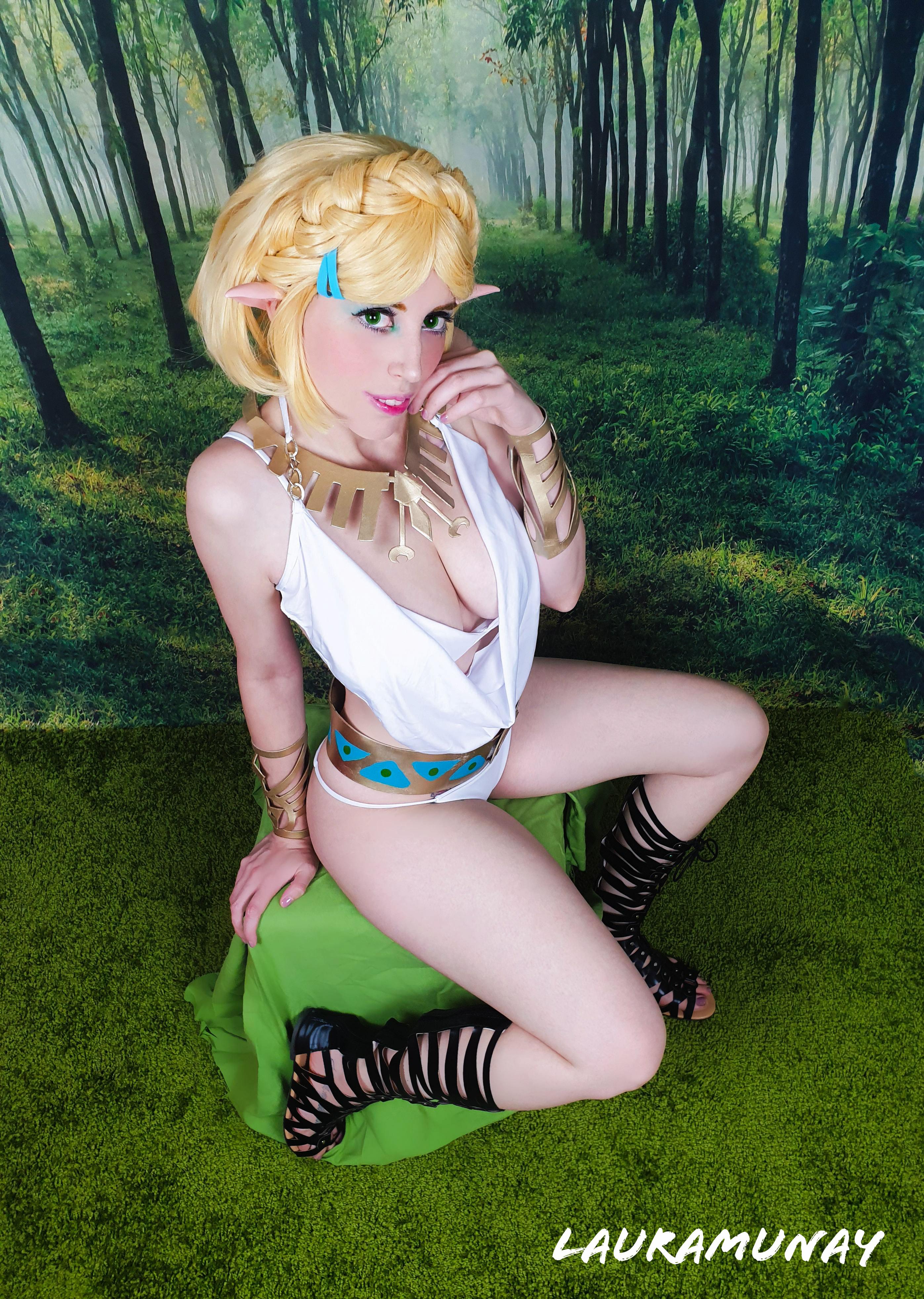 Princess Zelda Cosplay By Lauramunay