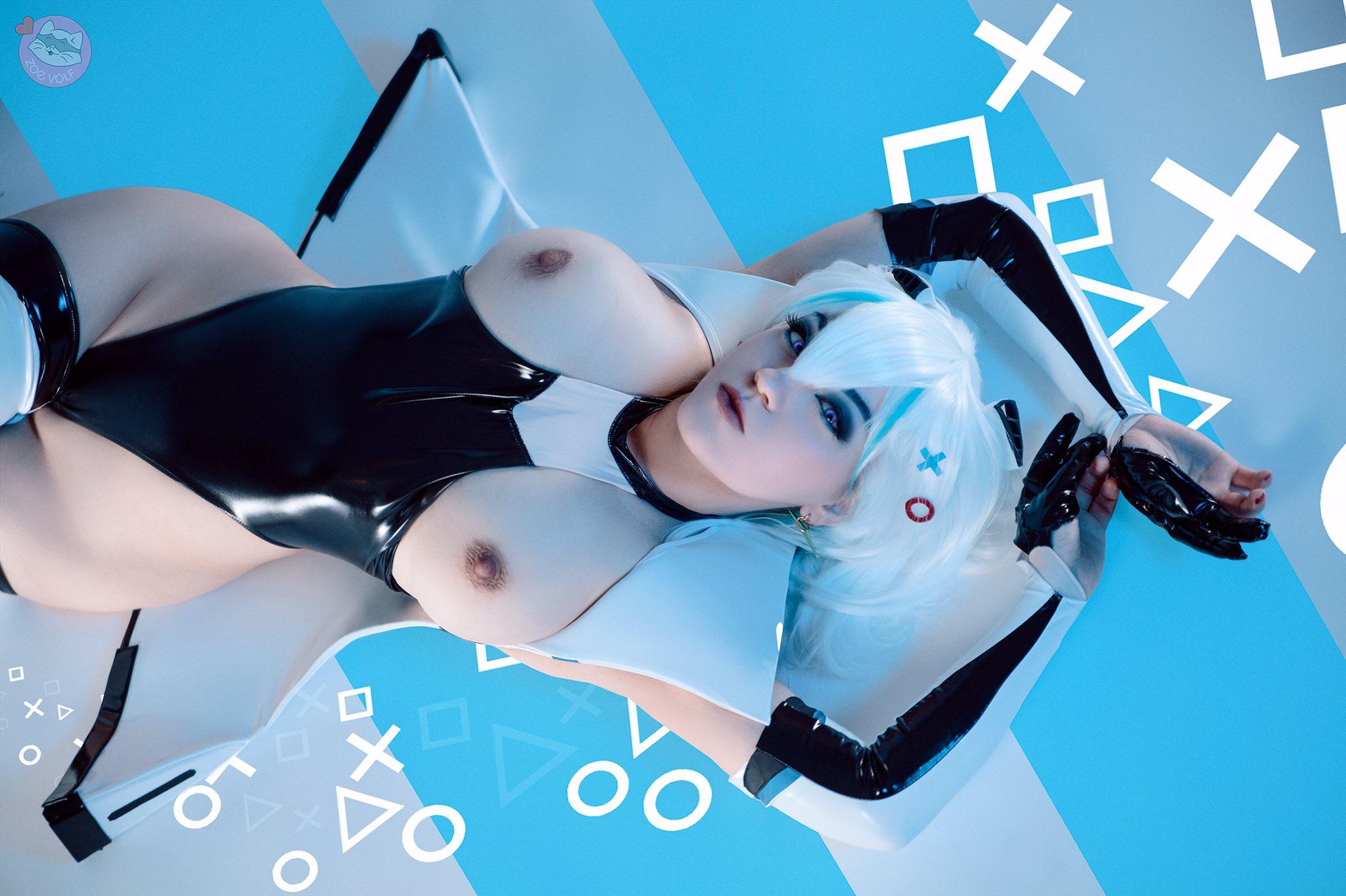 PS5-chan By Zoe Volf