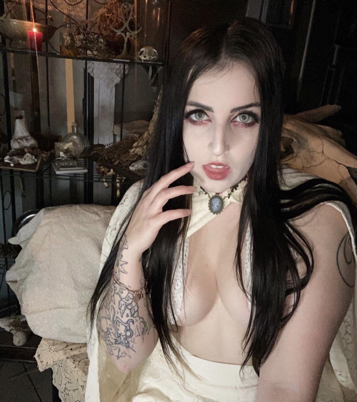 Bride Of Dracula By Chaotic Neutral Cosplay