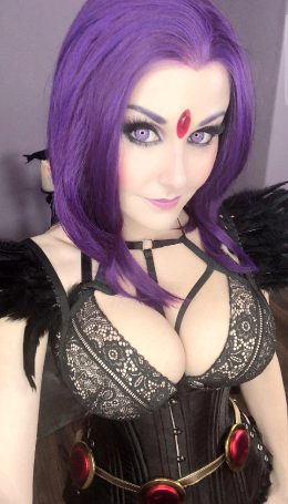 Angie Griffin As Raven