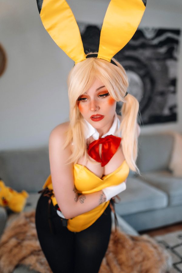 bunny-suit-pikachu-by-ri-care_001