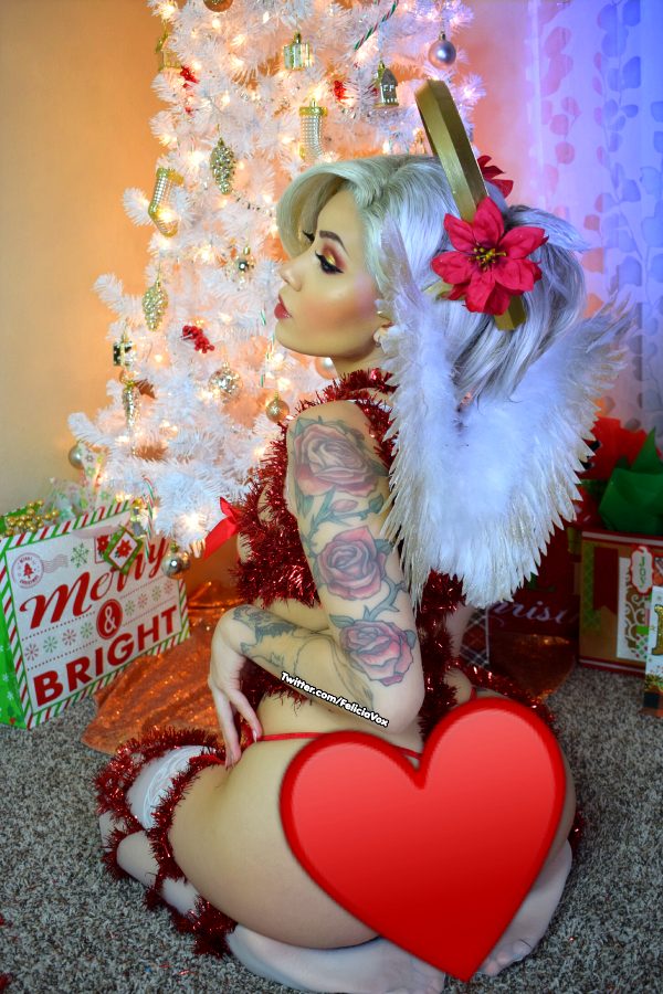 christmas-angel-mercy-cosplay-from-overwatch-album-by-felicia-vox_004