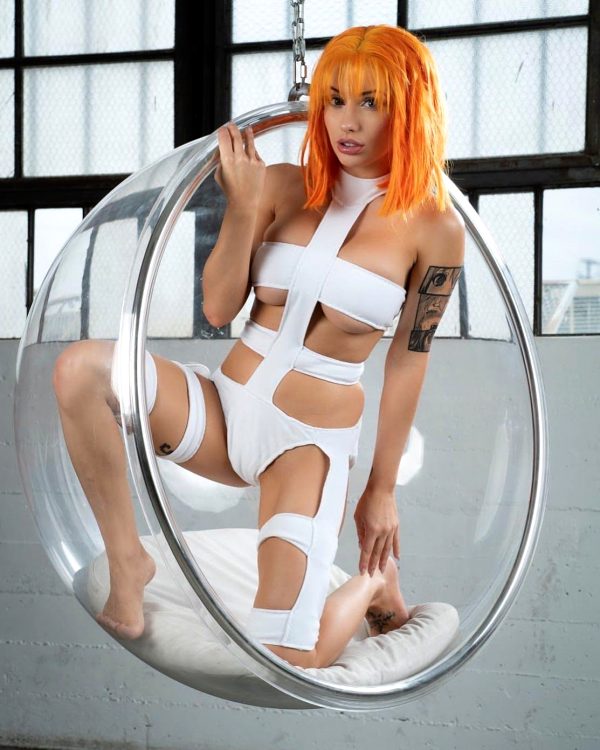 leeloo-from-the-fifth-element-by-liz-katz_001