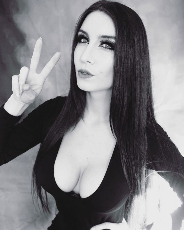 morticia-by-beaupeep-cosplay_001