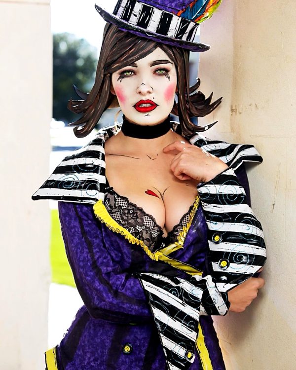 omgcosplay-as-mad-moxxi_001