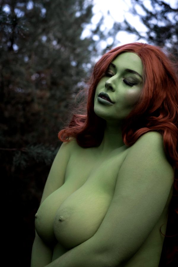poison-ivy-by-adia-cosplay_001