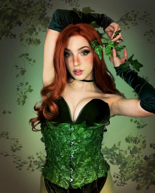 poison-ivy-by-missbricosplay_001