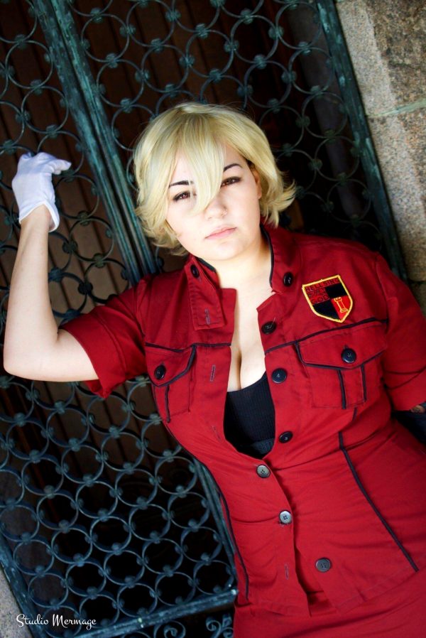 seras-victoria-from-hellsing-ultimate-by-bloodintheshadows_001