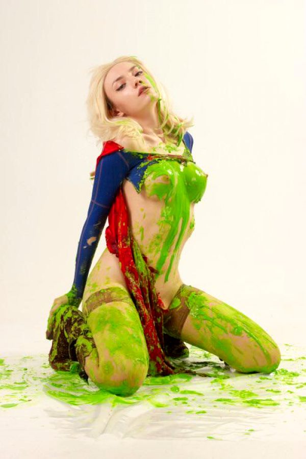 supergirl-slimed-by-carrykey_001