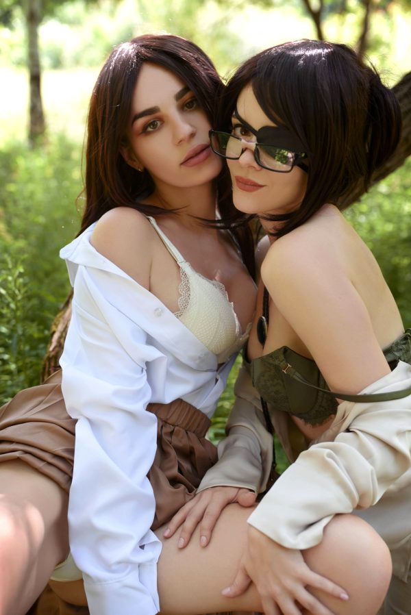they-seem-to-be-very-good-friends-pieck-and-hanji-cosplay-by_001