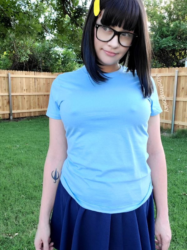 tina-belcher-from-bobs-burgers-by-sophie-moon_001